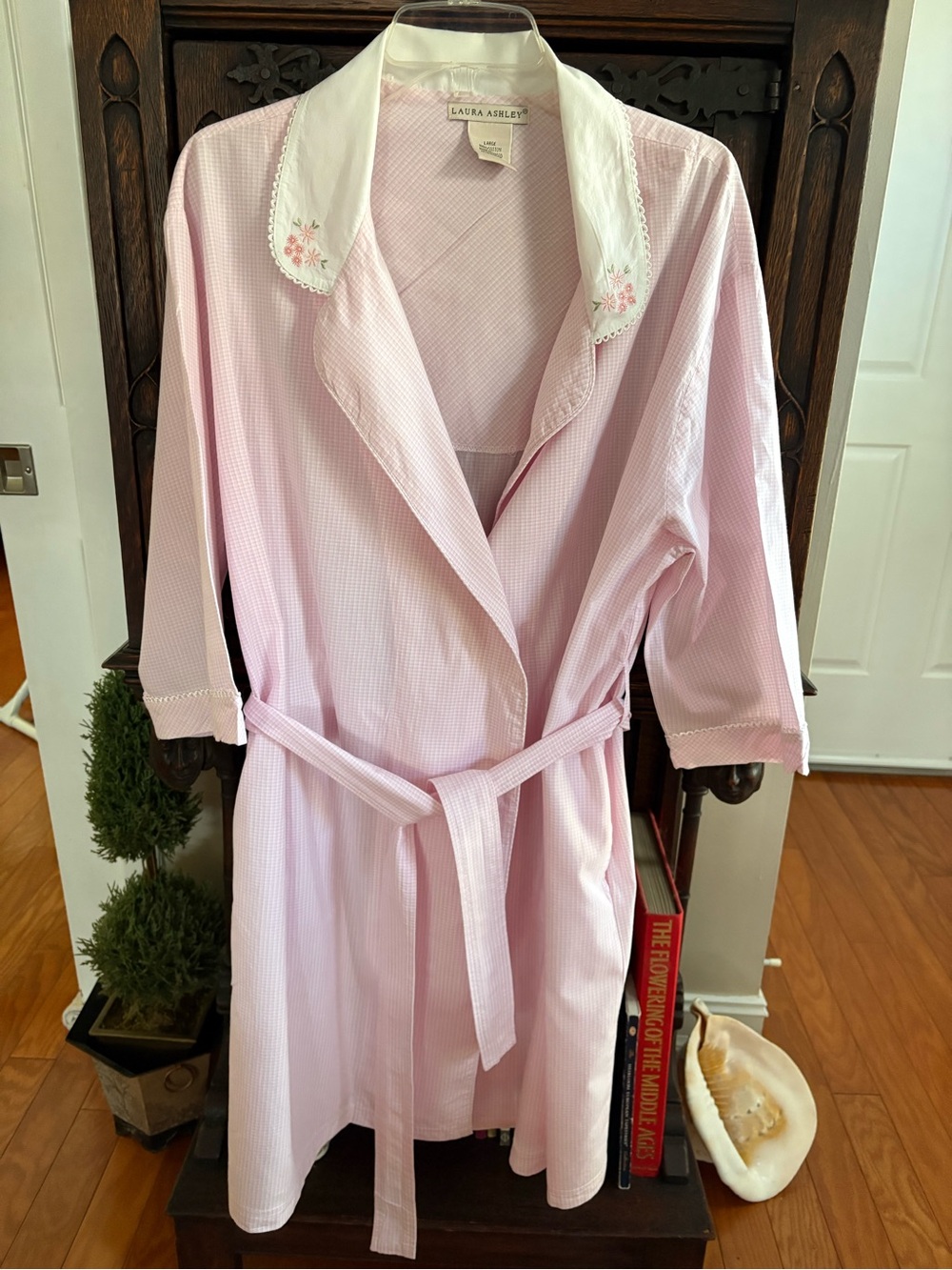 Laura Ashley Pink Gingham Robe with White Embroidered Collar size large